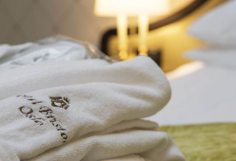 اتاق کلاس بیزنس, Bristol