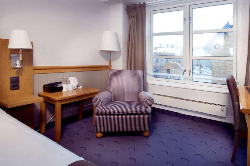 기본룸, Clarion Collection Hotel With