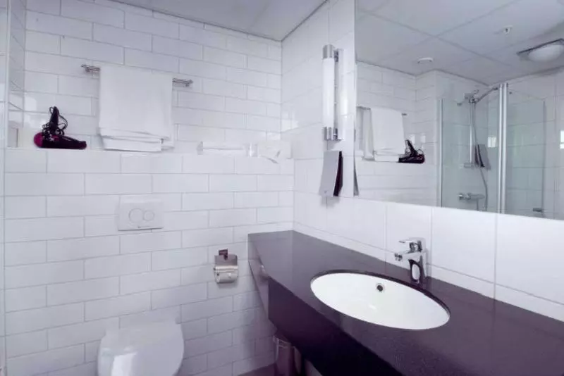 اتاق عادی, Clarion Collection Hotel With