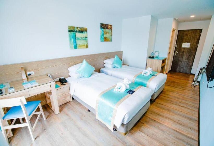 اتاق استاندارد با بالکن, Palau