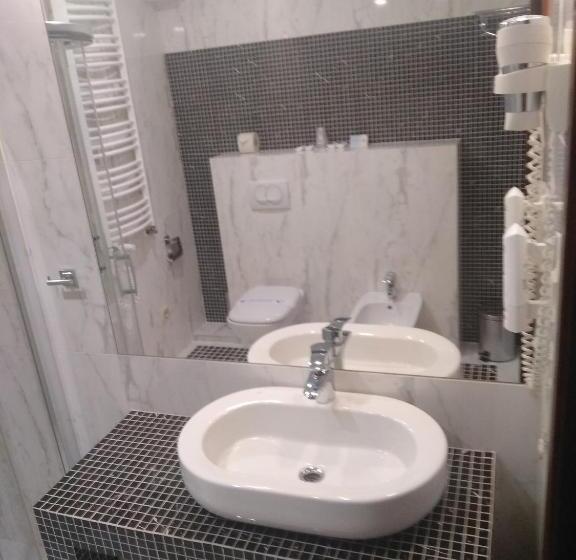 اتاق لوکس, Prezydencki 4 Star