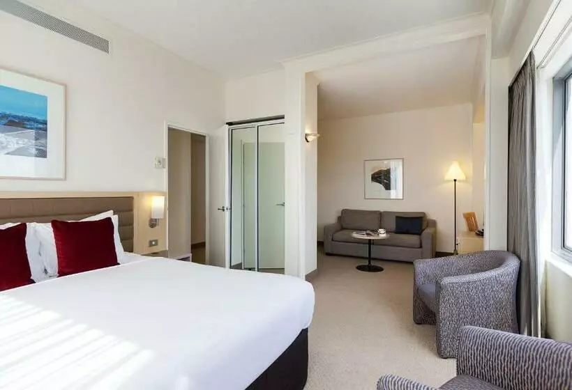 キングサイズベッドのジュニアスイート, Novotel Rotorua Lakeside