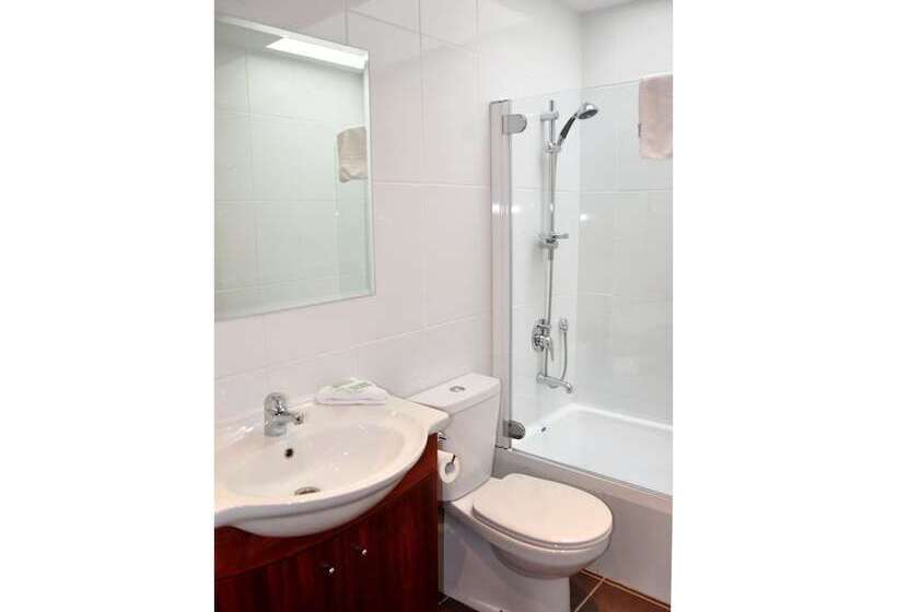 آپارتمان مدیریتی 2 خوابه, St James Apartments