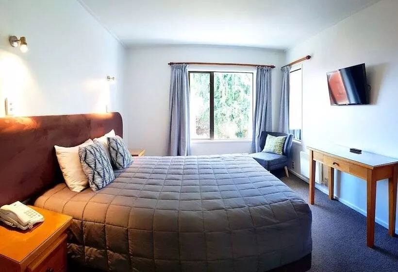 一ベッドルームエクゼクティブアパートメント, St James Apartments