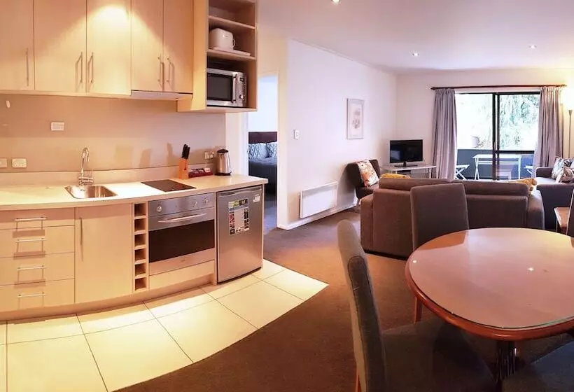 一ベッドルームエクゼクティブアパートメント, St James Apartments