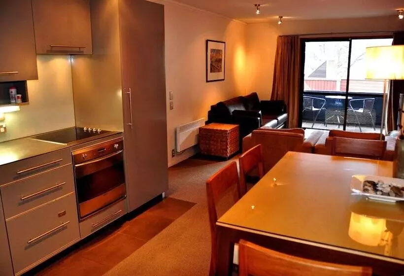 一ベッドルームエクゼクティブアパートメント, St James Apartments