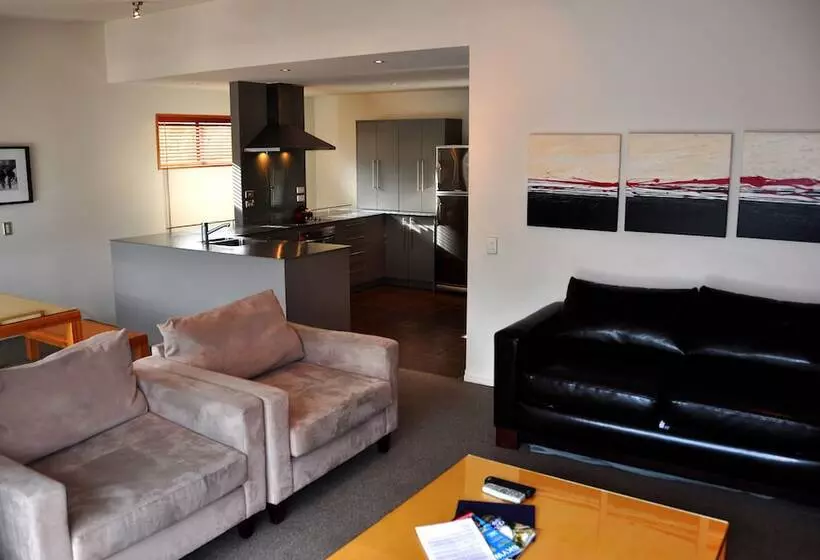 エクゼクティブアパートメントの3ベッドルーム, St James Apartments