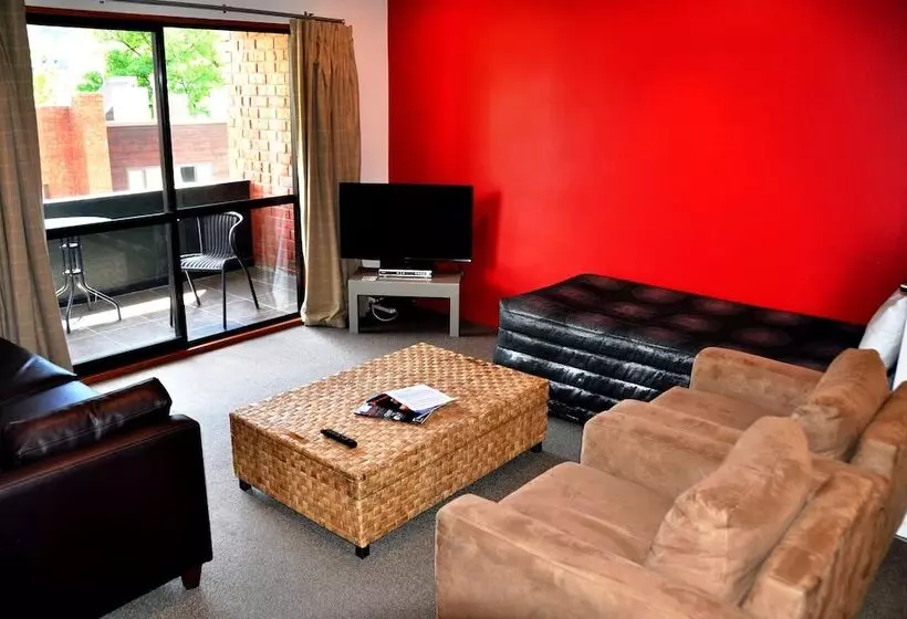 エクゼクティブアパートメントの3ベッドルーム, St James Apartments
