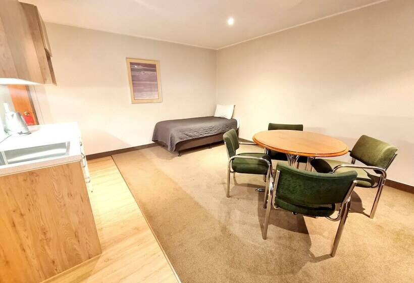 آپارتمان لوکس 1 خوابه, St James Apartments