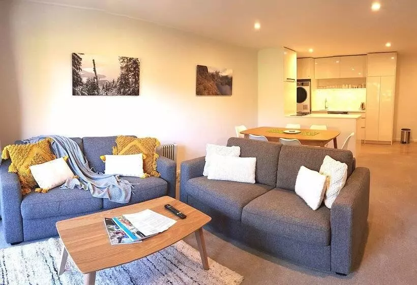 2ベッドルームデラックスアパートメント, St James Apartments