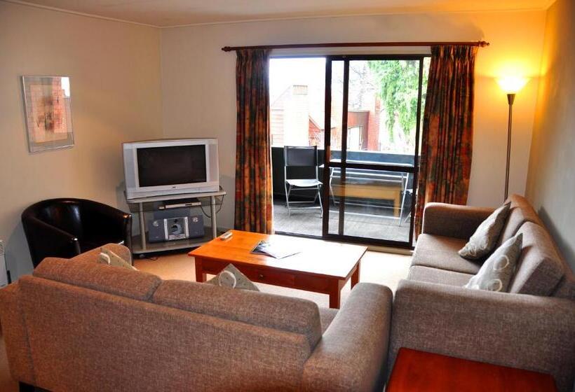 آپارتمان اجرایی 1 خوابه, St James Apartments