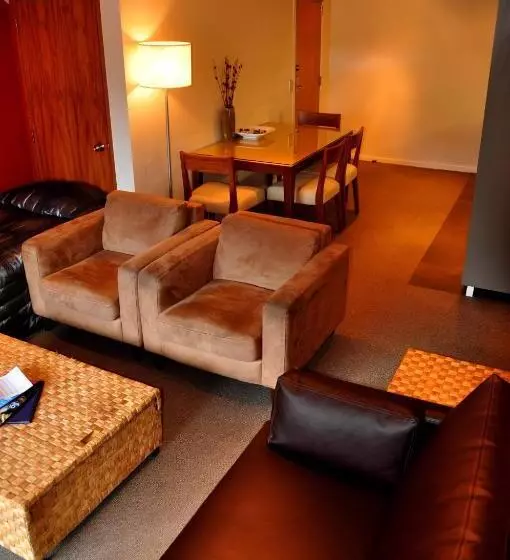 エクゼクティブアパートメントの3ベッドルーム, St James Apartments