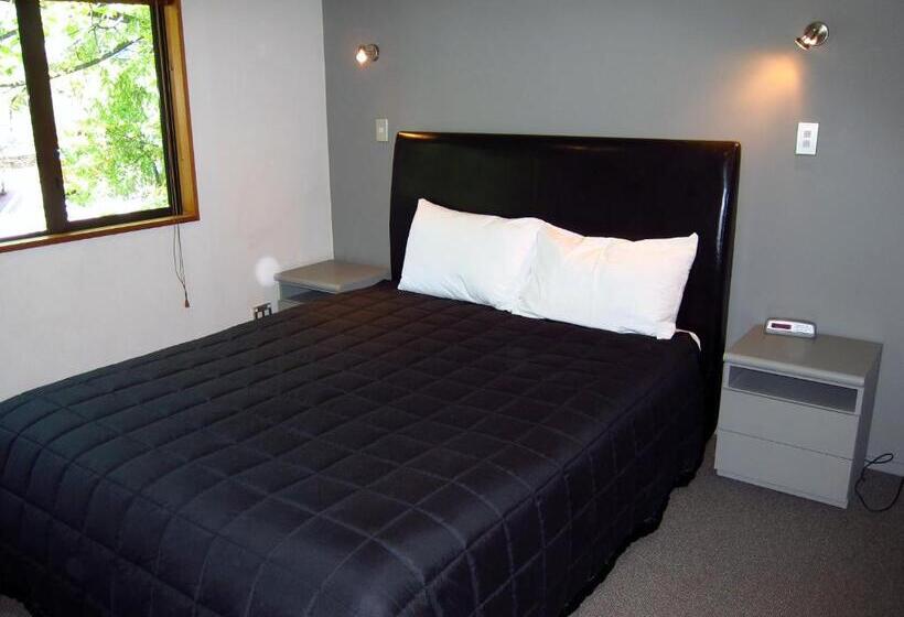 آپارتمان مدیریتی 3 خوابه, St James Apartments