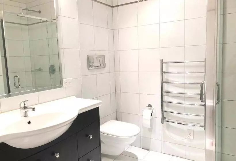 3ベッドルームのデラックスアパートメント, St James Apartments