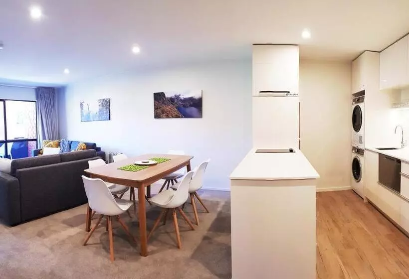 2ベッドルームデラックスアパートメント, St James Apartments