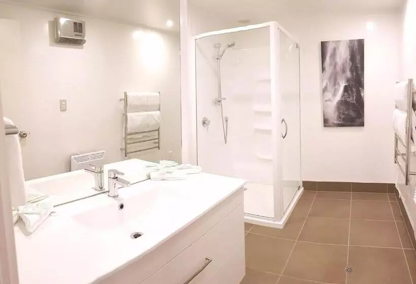 2ベッドルームデラックスアパートメント, St James Apartments