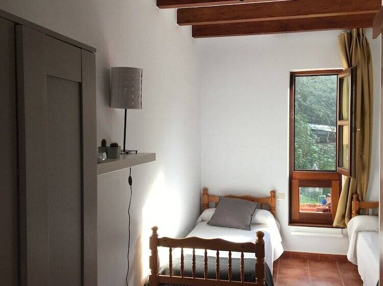 غرفة قياسية, Albergue Cabrales   Hostel