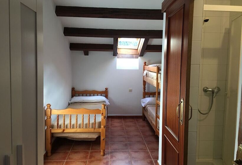 스탠다드 트리플 룸, Albergue Cabrales   Hostel