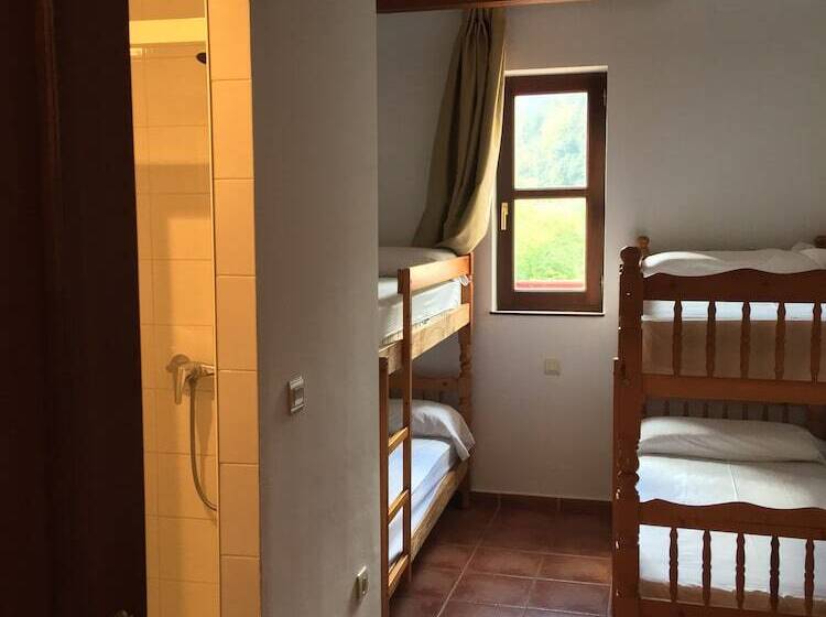 4인용 스탠다드 룸, Albergue Cabrales   Hostel
