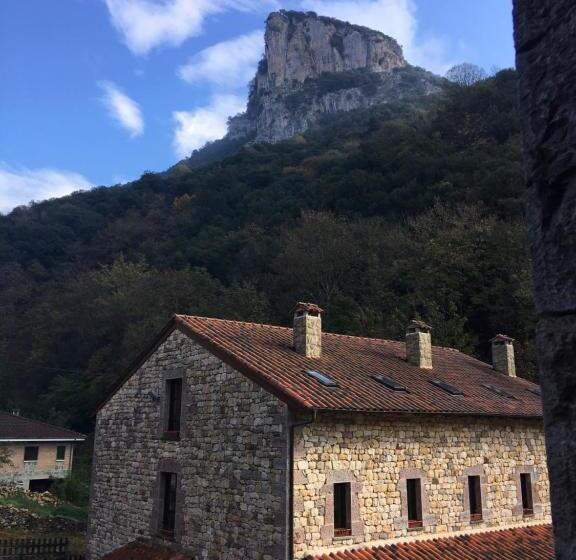 스탠다드 트리플 룸, Albergue Cabrales   Hostel