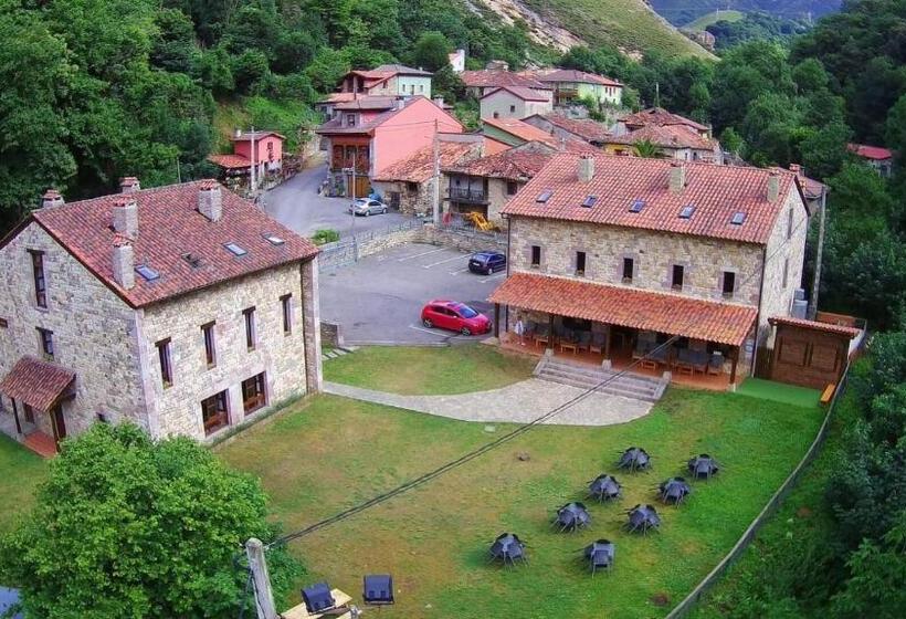 이코노이 4인룸, Albergue Cabrales   Hostel