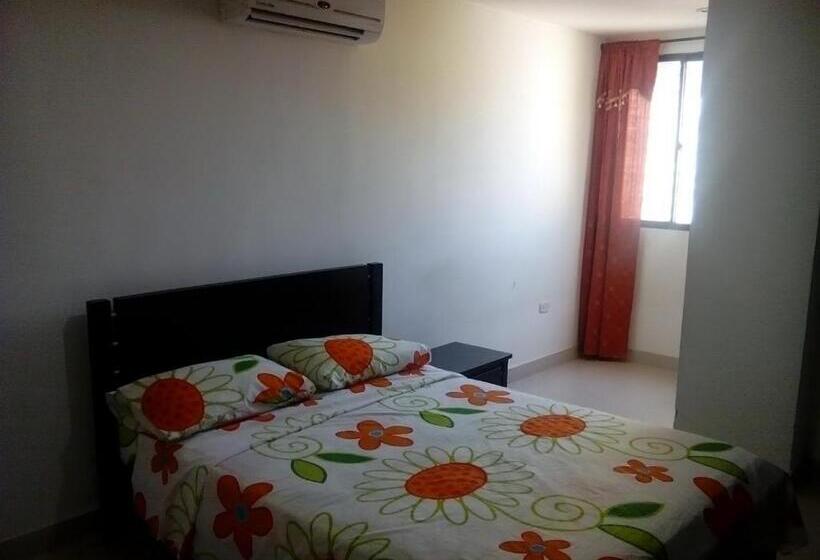 스탠다드 스튜디오, Aparta Hotel Roca Marina