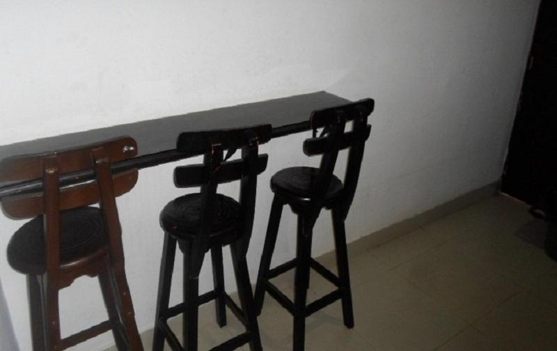 Escritório Estándar, Aparta Hotel Roca Marina