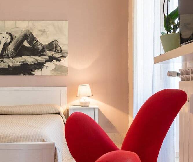 اتاق راحتی سه تخته, B&b Central Station