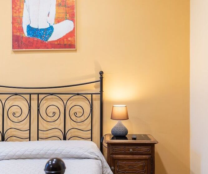 اتاق استاندارد سه نفره, B&b Central Station