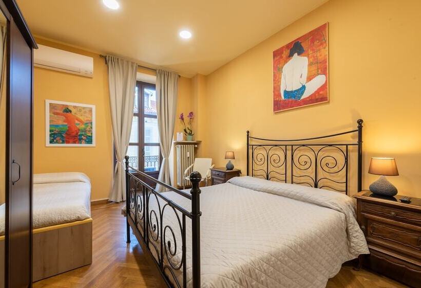 اتاق استاندارد سه نفره, B&b Central Station