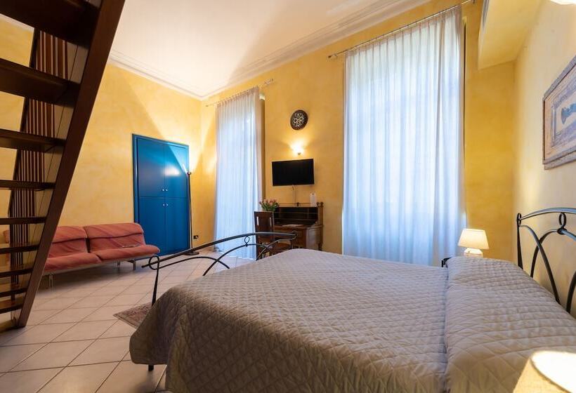 اتاق خانوادگی, B&b Central Station