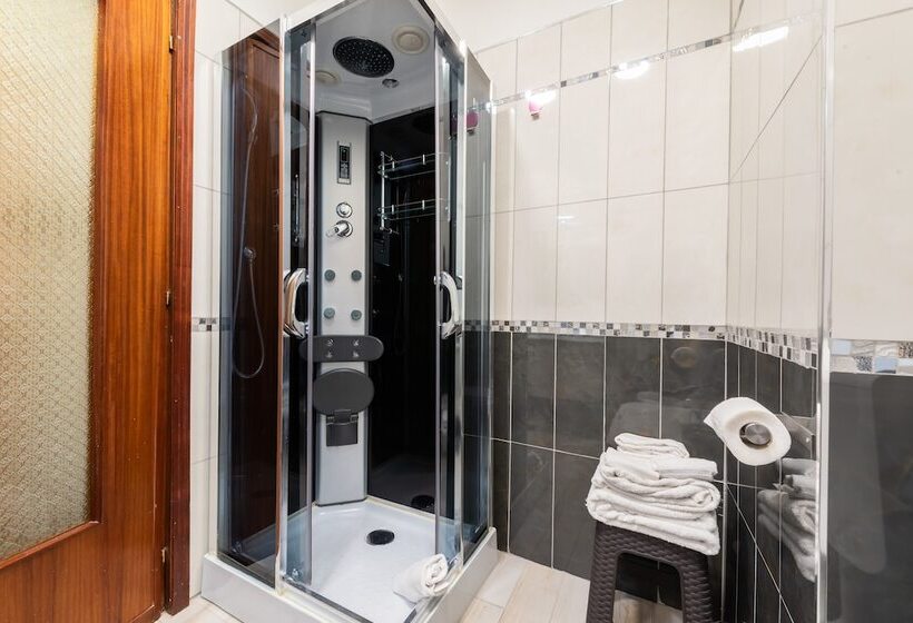 اتاق لوکس, B&b Central Station