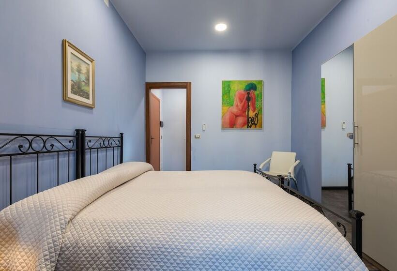 اتاق لوکس, B&b Central Station