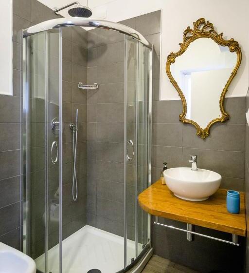 اتاق استاندارد, B&b I Portici Di Sottoripa