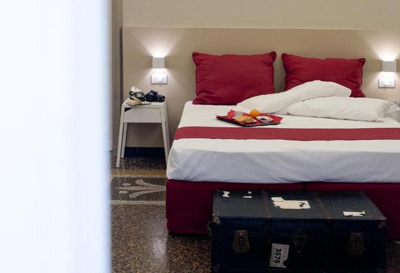Delüks Oda, Genova46 Suites & Rooms