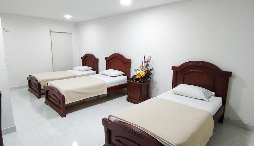 Номер Стандарт Трехместный, Exelsior