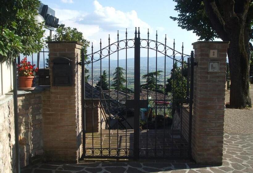 اتاق لوکس, Camere Ramaccia