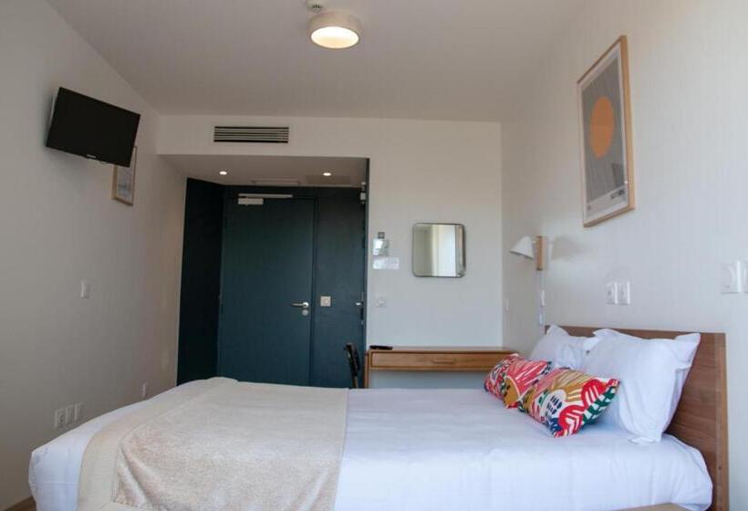 Comfort room with balcony, The People  Paris Bercy
