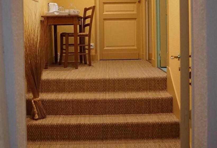 سوییت, Moulin Notre Dame