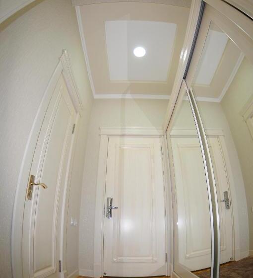 اتاق لوکس یک تخته, Afrosiyob