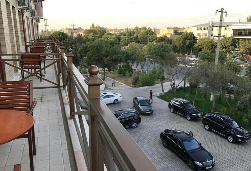 اتاق لوکس یک تخته, Afrosiyob