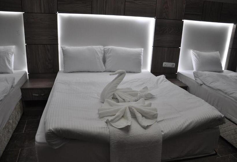 트리플 클래식 룸, Mevlana Palace