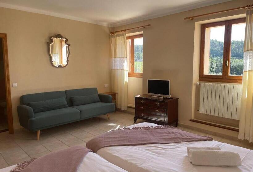 استودیوی استاندارد, Finca Es Rafal, Agroturisme