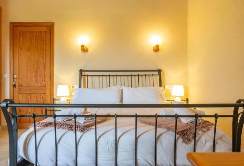 اتاق اکونومی, Finca Es Rafal, Agroturisme