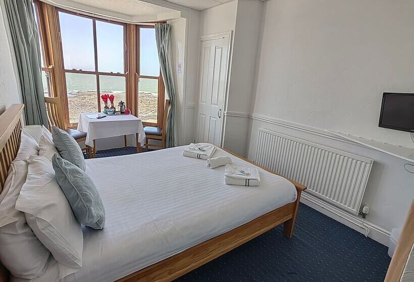 스탠다드 룸 바다 전망, Cardigan And Celtic Bay Guest House