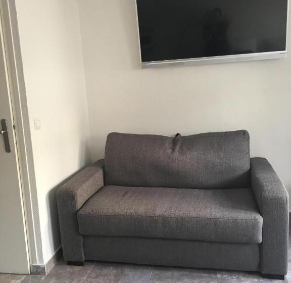 スタンダードスタジオ, Résidence Du Forum Des Halles