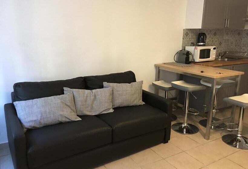 スタンダードスタジオ, Résidence Du Forum Des Halles