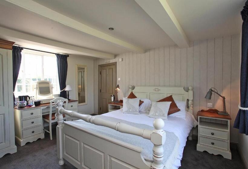 スタンダードルーム, The Falcon Inn