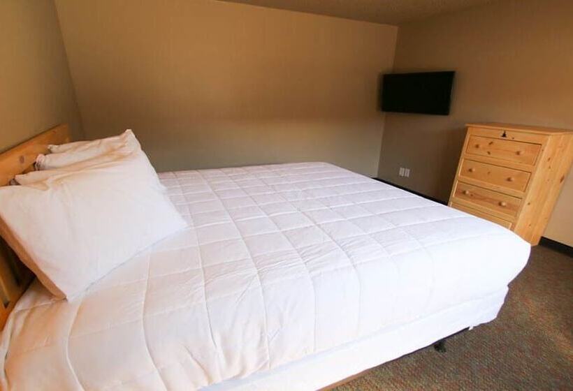 سوییت خانوادگی, Woodside Dells Hotel & Suites