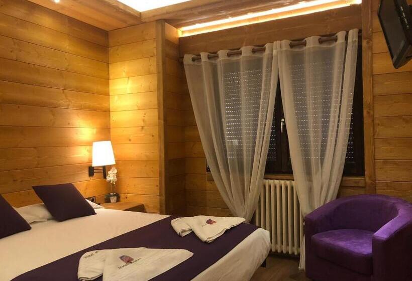 스탠다드 룸, Hostal Piteus